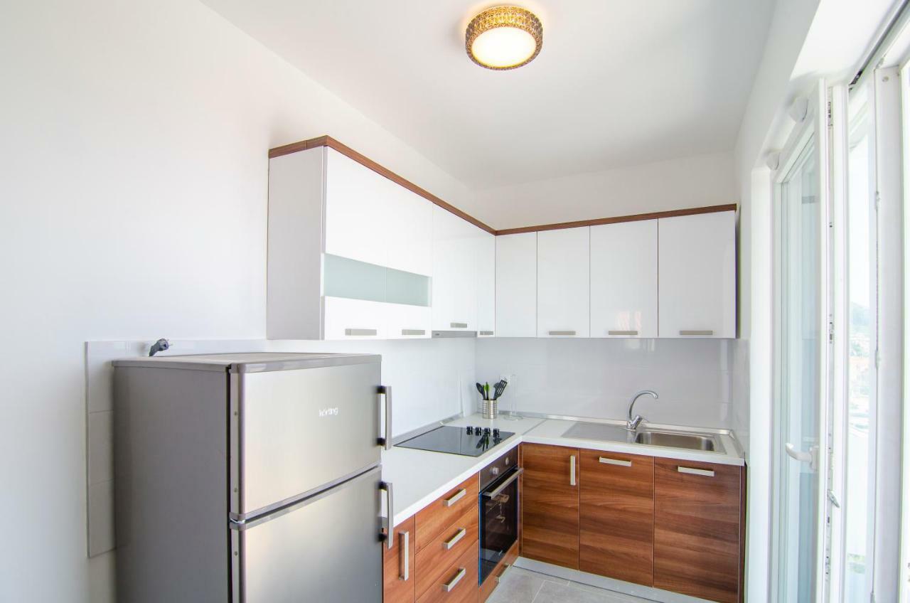 Apartments Sara 3 Бол Экстерьер фото