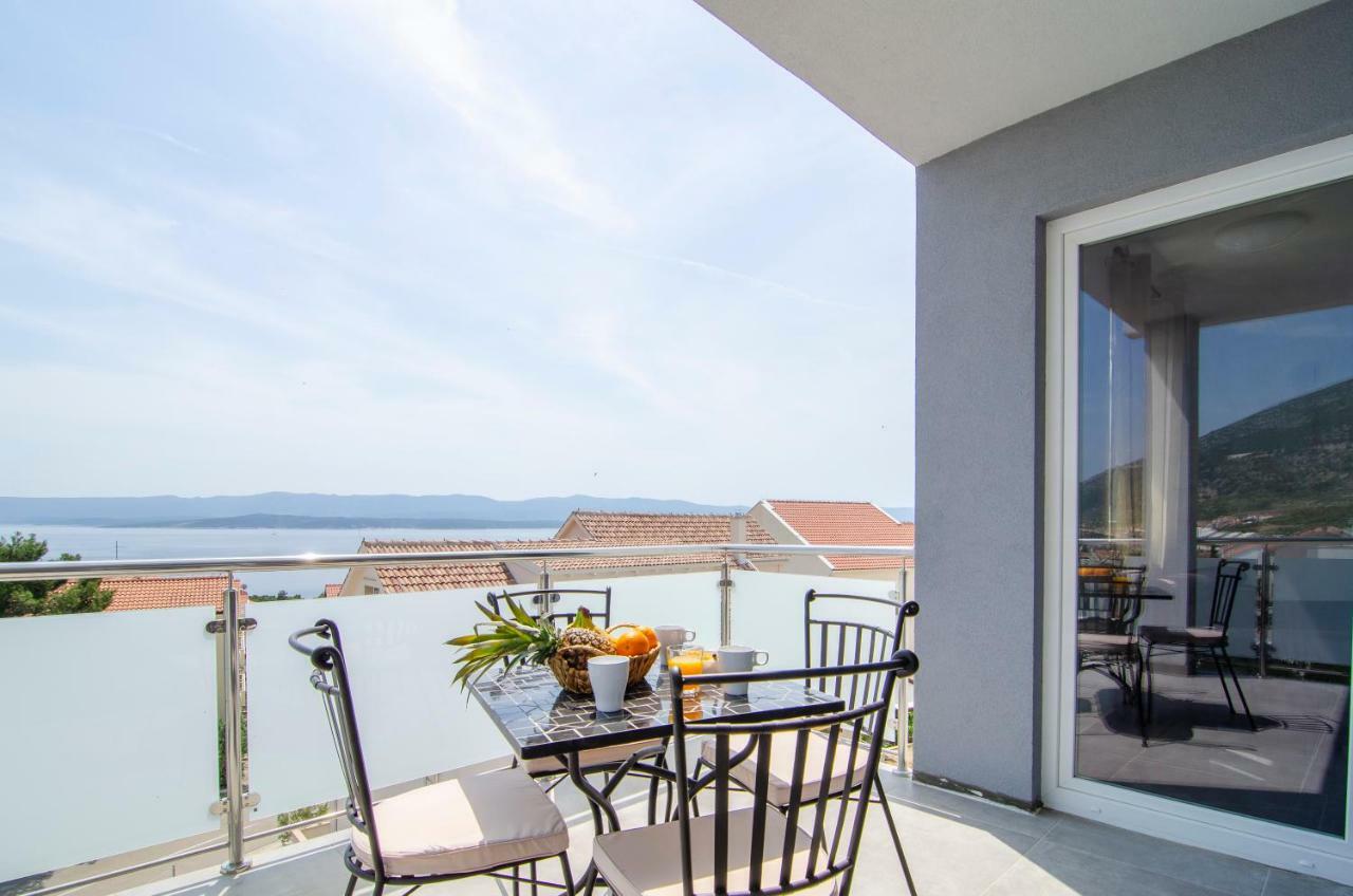 Apartments Sara 3 Бол Экстерьер фото