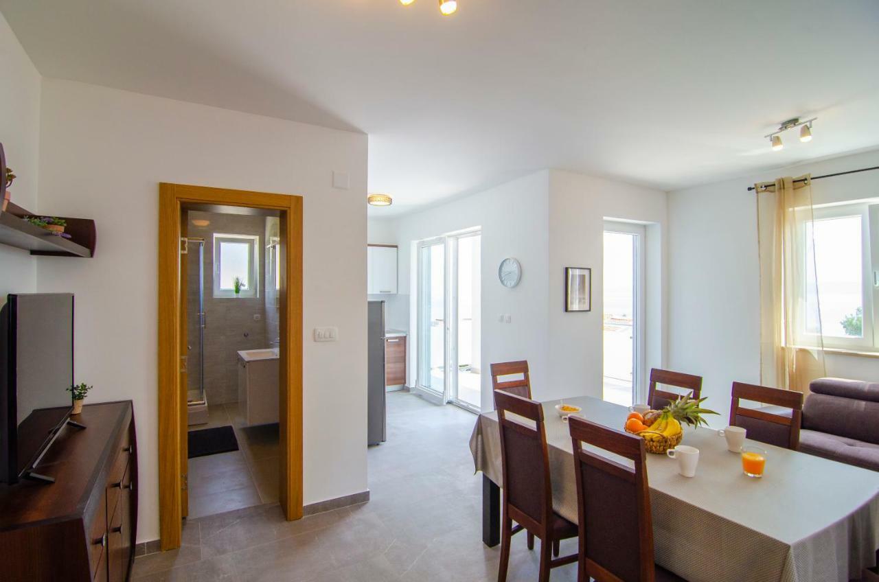 Apartments Sara 3 Бол Экстерьер фото